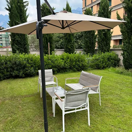 La Casa Di Elvi Lägenhet